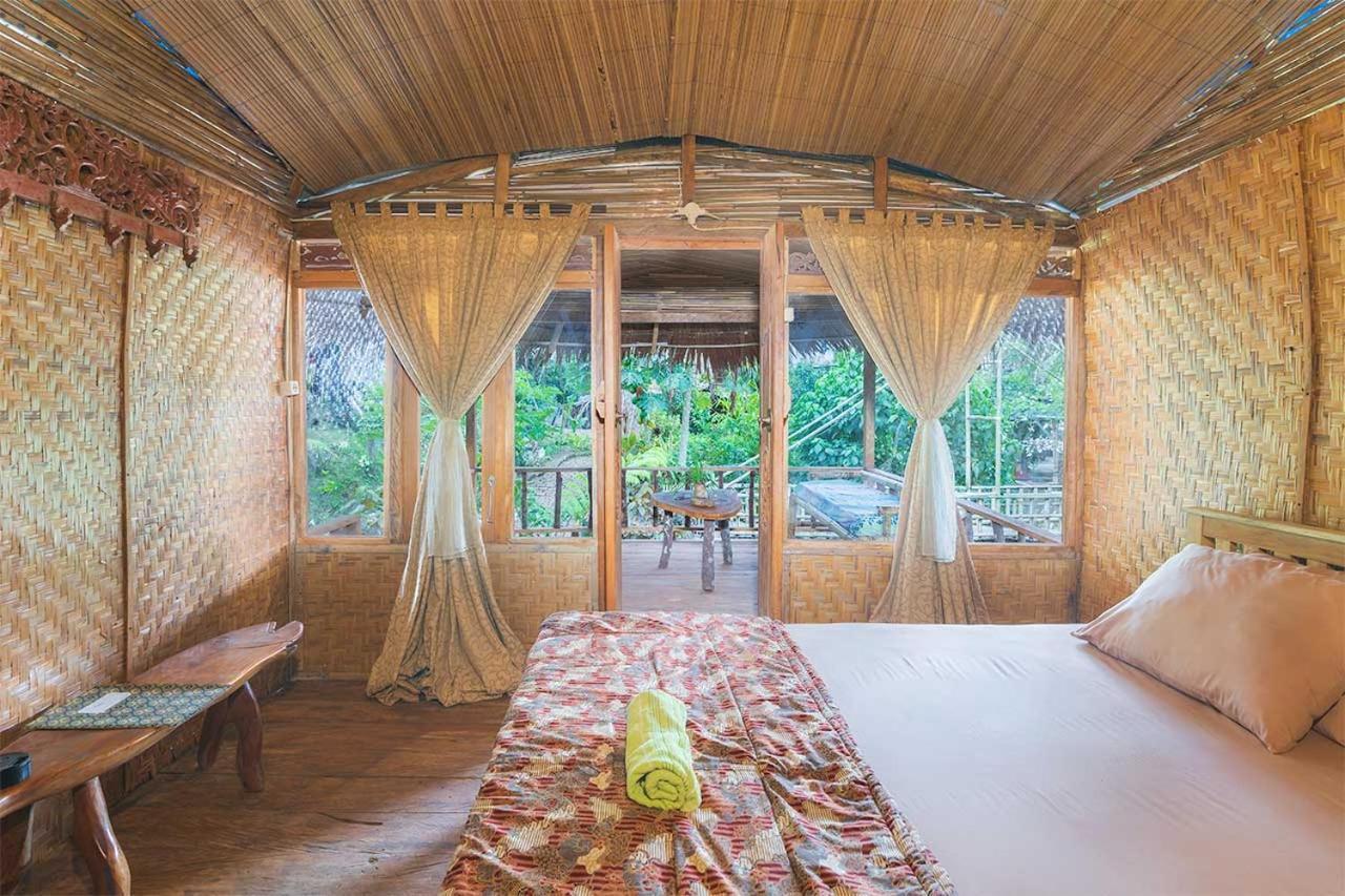 Onong'S Homestay & Cafe Tomohon Zewnętrze zdjęcie